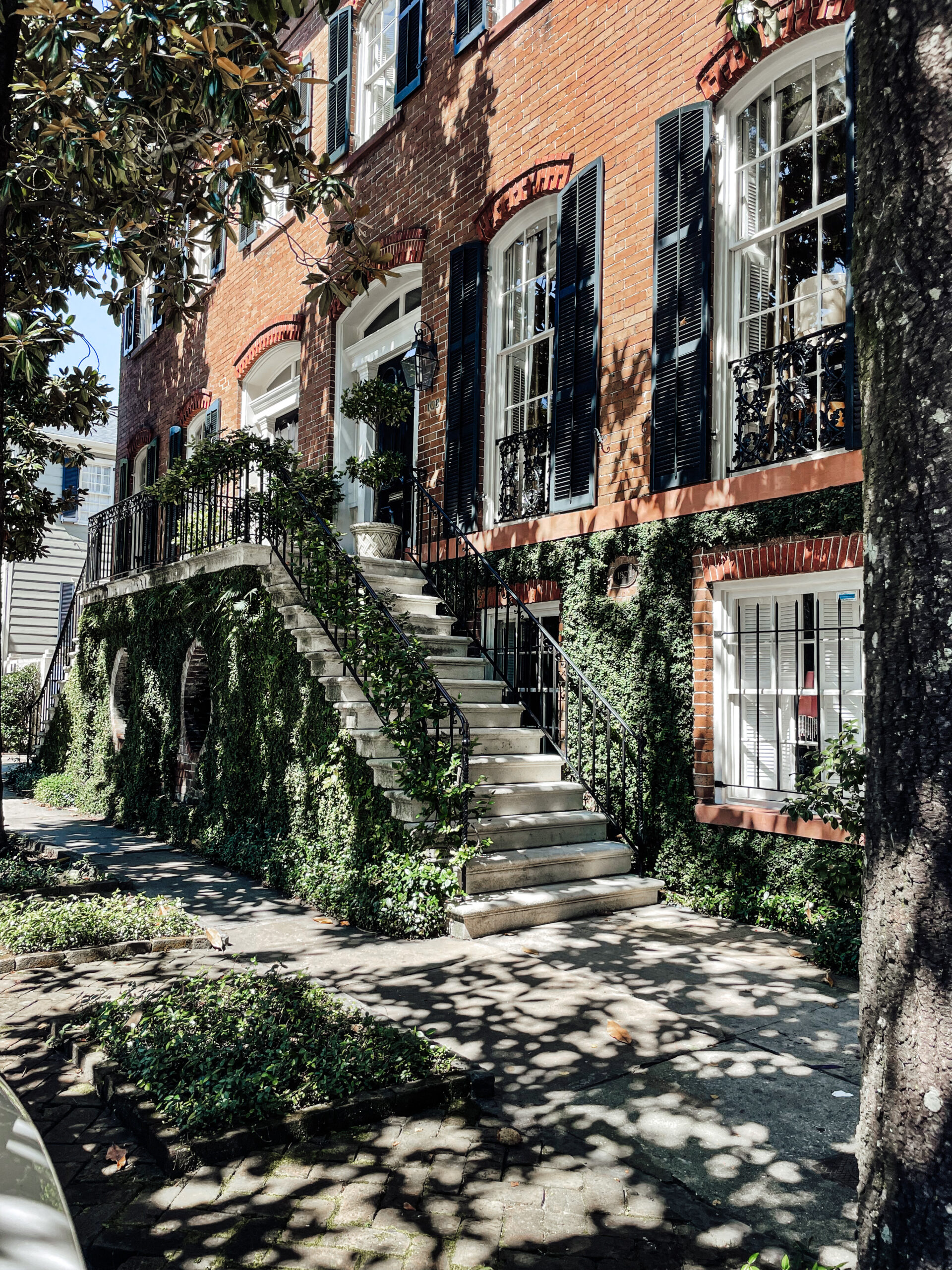 historic building in Savannah 
GA